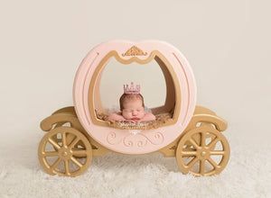 Weekly Fan Faves – Carriage Prop Inspiration